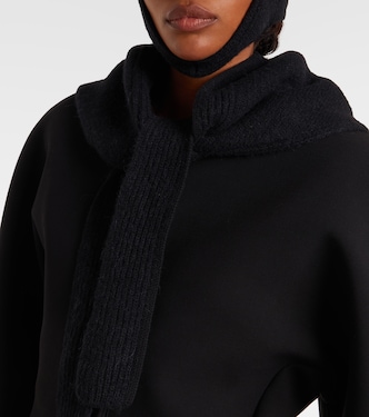 JACQUEMUS Gros Grain バンダナ ウール スカーフ Black Gros Grain scarf in black - Jacquemus | Mytheresa