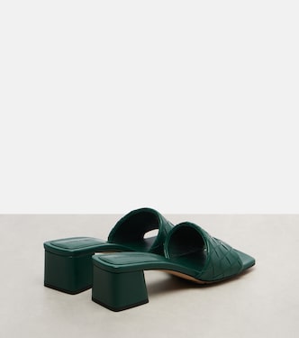 Parco Intrecciato leather mules in green - Bottega Veneta | Mytheresa