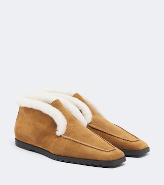 Shearling-lined suede ankle boots | Toteme