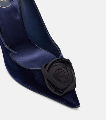 Rose Vivier 100 floral-appliqué velvet pumps | Roger Vivier