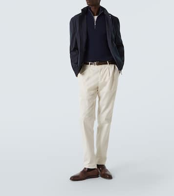 Picture 2 out of 5