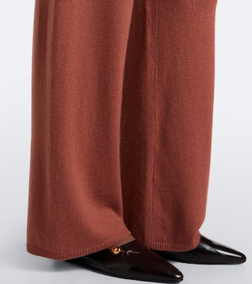 Picture 4 out of 6
