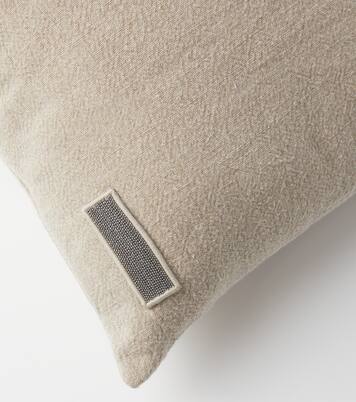 Bead-embellished linen cushion | Brunello Cucinelli
