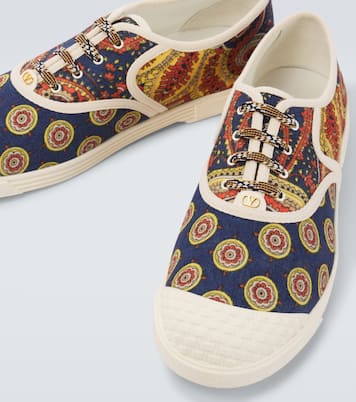 Bay By Bay VLogo denim sneakers | Valentino Garavani