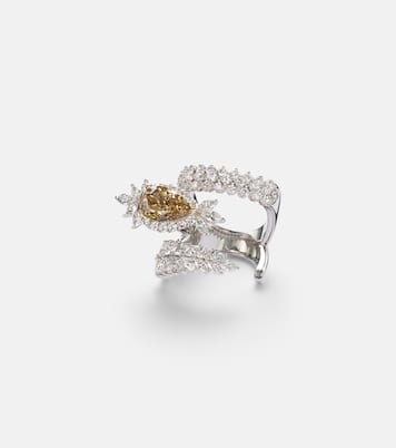 Reign Supreme 18kt white gold ring with diamonds | Yeprem