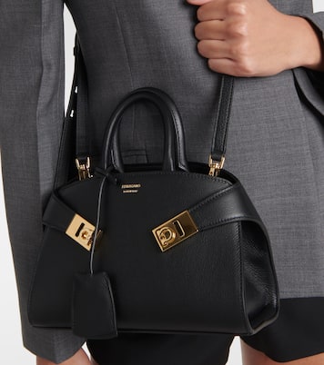 Hug Mini leather tote bag | Ferragamo