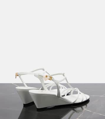 Sandali con zeppa in vernice | Prada