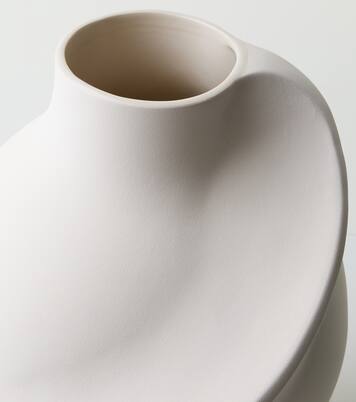 Pirout ceramic vase | Louise Roe