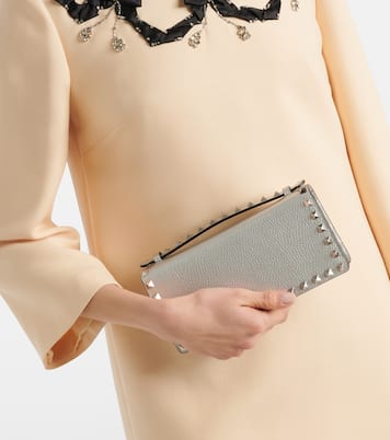Crossbody Bag Rockstud Mini aus Metallic-Leder | Valentino Garavani