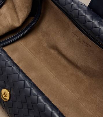 Lauren 1979 Intrecciato leather clutch | Bottega Veneta