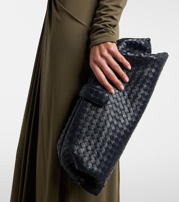 Lauren 1979 Intrecciato leather clutch | Bottega Veneta