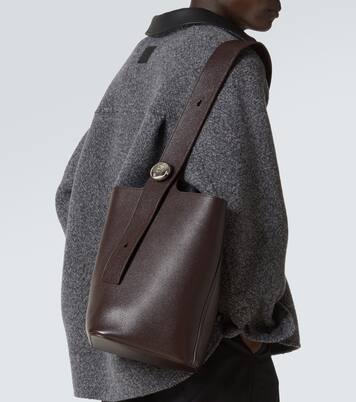 Bucket Bag Pebble Large aus Leder | Loewe