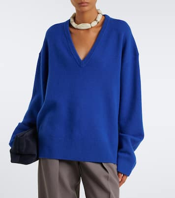 Picture 2 out of 6