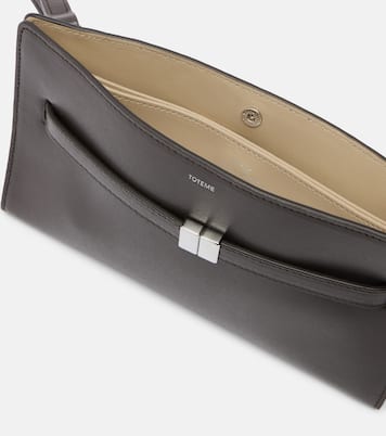 Small leather crossbody bag | Toteme