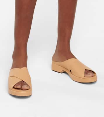 Pantoletten Iggy aus Leder | By Far