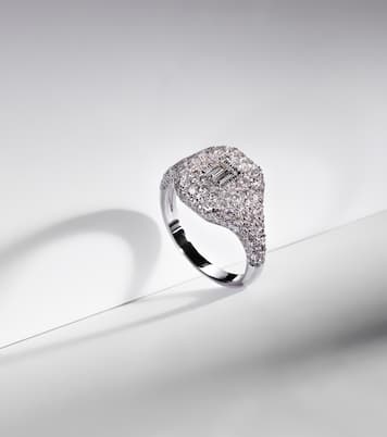 Pavé 18kt white gold pinky ring with diamonds | Shay Jewelry