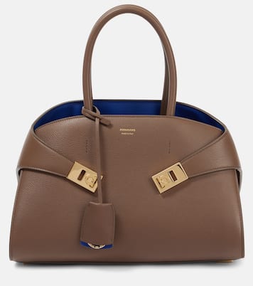 Hug Medium leather tote bag | Ferragamo