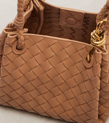 Parachute Small Intrecciato leather tote bag | Bottega Veneta