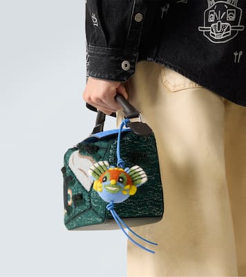 X Louis Wain Taschenanhänger Knight Cat | Loewe