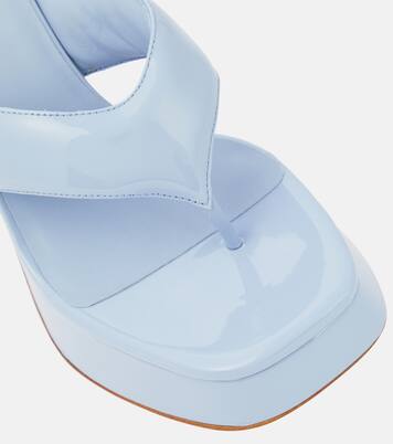 Plateausandalen aus Lackleder | Gia Borghini