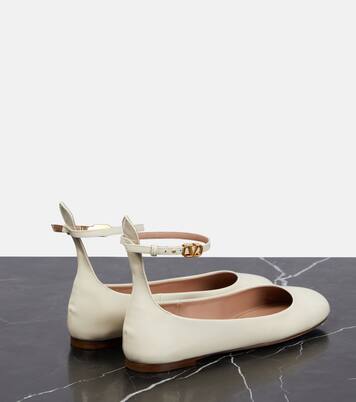Ballerinas Tan-Go aus Leder | Valentino Garavani