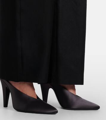 Pantoletten Cone aus Satin | Alaïa