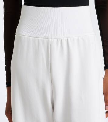 Picture 3 out of 6