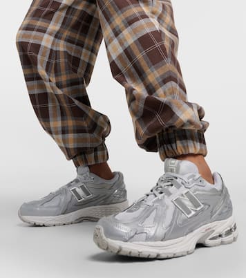 1906D sneakers | New Balance