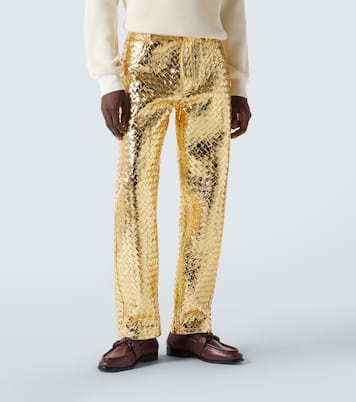 Pantalones rectos de piel Intrecciato metalizada | Bottega Veneta