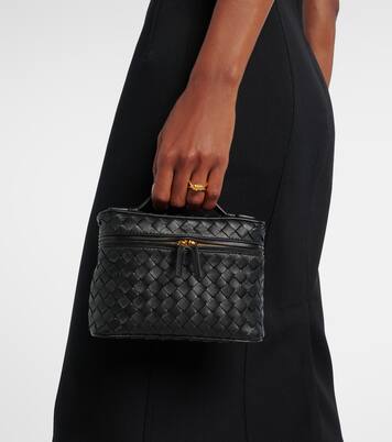 Intrecciato leather crossbody bag | Bottega Veneta