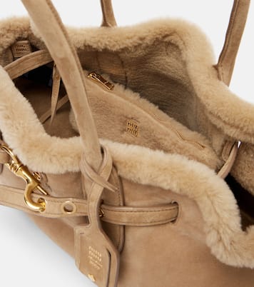 Tote Bag Adventure aus Veloursleder mit Shearling | Miu Miu