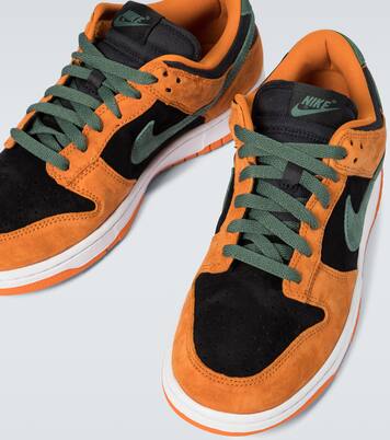 Dunk Low SP sneakers | Nike