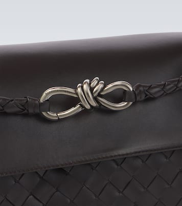 Andiamo Knot Small leather messenger bag | Bottega Veneta