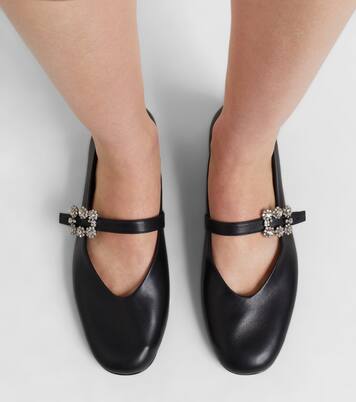 Roundy Toe embellished leather ballet flats | Roger Vivier