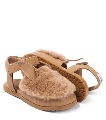 Els shearling-trimmed leather sandals | Donsje