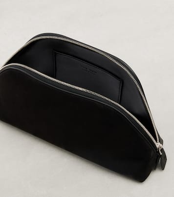 Clutch Devon aus Veloursleder | The Row
