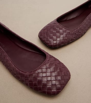 Charlotte Intrecciato leather ballet flats | Bottega Veneta