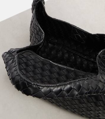 Campana Medium leather shoulder bag | Bottega Veneta