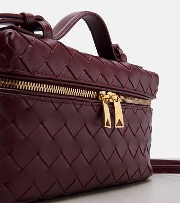 Bang Bang Intrecciato leather vanity bag | Bottega Veneta