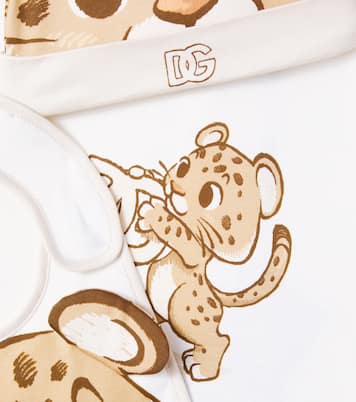 Baby set of printed cotton romper, bib and cap | Dolce&Gabbana Kids