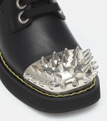 Derbies cloutées en cuir | Miu Miu