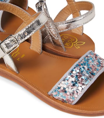 Sandalen Plagette Buckle aus Leder | Pom d'Api