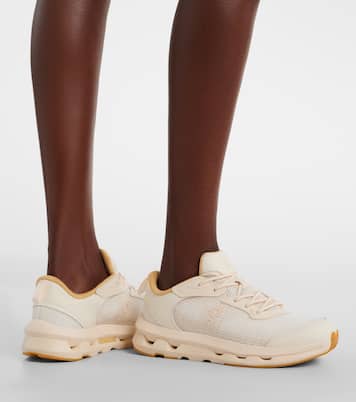 x Zendaya Cloudzone Moon sneakers | On