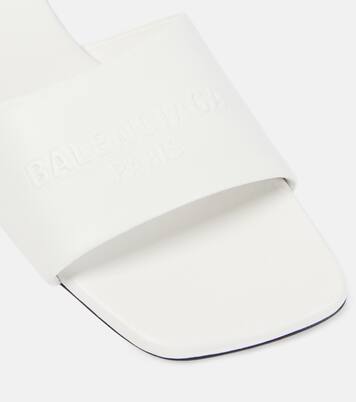 Pantoletten Duty Free aus Leder | Balenciaga