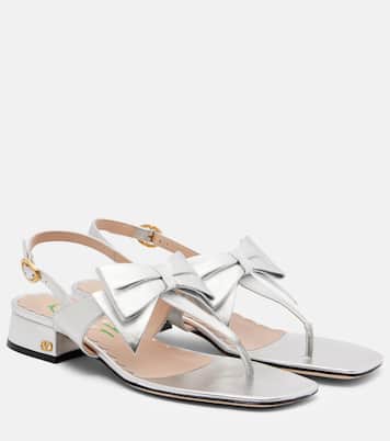 Bowow 25 metallic leather thong sandals | Valentino Garavani