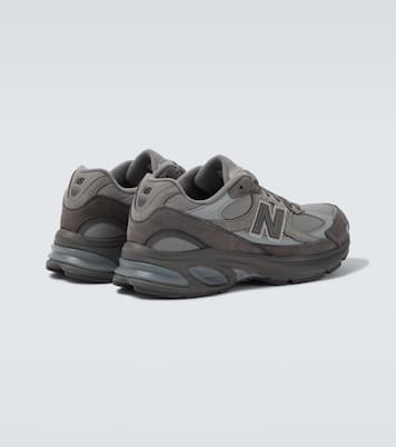 X New Balance 2010 Sneakers mit Veloursleder | Comme des Garçons Homme