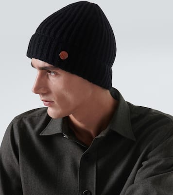 Mütze Molly Hogan aus Kaschmir mit Karneol | God's True Cashmere