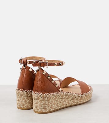 Rockstud 55 leather espadrille wedges | Valentino Garavani