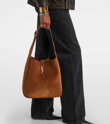 Le 5 à 7 Supple Large suede shoulder bag | Saint Laurent
