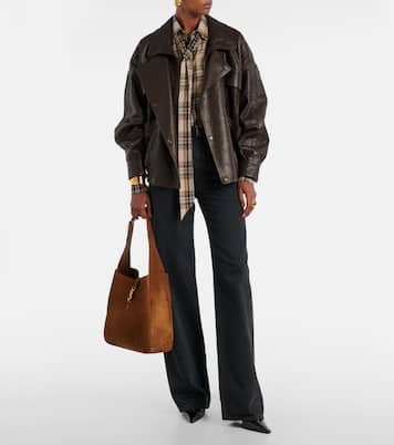 Le 5 à 7 Supple Large suede shoulder bag | Saint Laurent